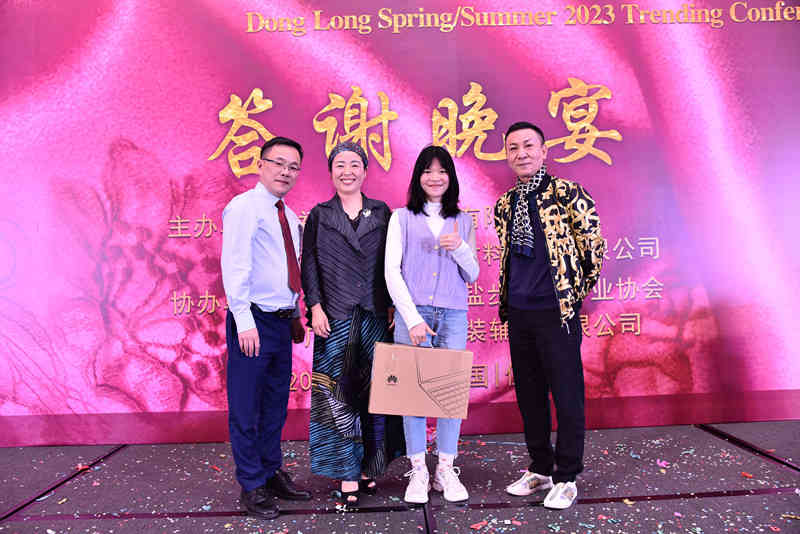 32副本.jpg 32副本.jpg